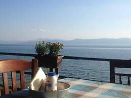 Maravellia Art Hotel