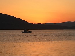 Maravellia Art Hotel