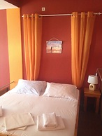 Maravellia Art Hotel