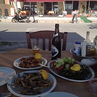 Maravellia Art Hotel