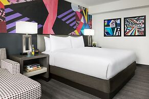 Studio Allston Hotel