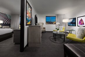 Studio Allston Hotel