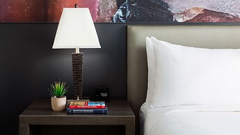 Studio Allston Hotel