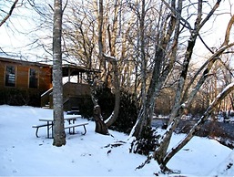 Linville River Log Cabins