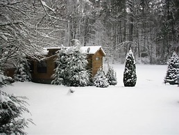 Linville River Log Cabins
