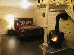 Cloudberry Cabin