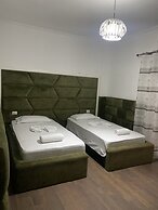 Hotel Red Apple