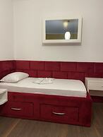 Hotel Red Apple