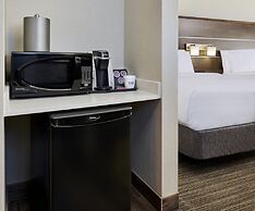 Holiday Inn Express and Suites Brantford by IHG