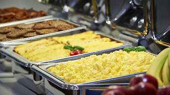 Holiday Inn Express and Suites Brantford by IHG