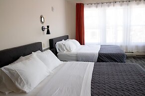 The Marquette Hotel