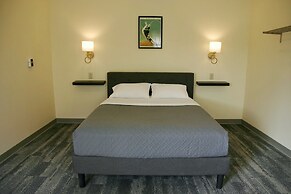 The Marquette Hotel