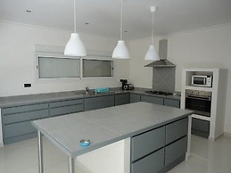 Villa Contemporaine Saly