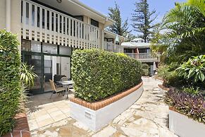 Byron Getaway at The Crest