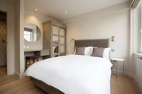 No.8 Waterloo Apartments