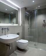 No.8 Waterloo Apartments