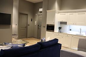 No.8 Waterloo Apartments