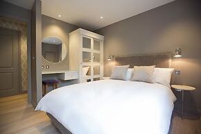 No.8 Waterloo Apartments