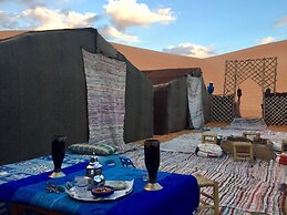 Sahara Sabaku Tour Camp