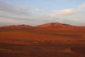 Sahara Sabaku Tour Camp