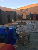 Sahara Sabaku Tour Camp