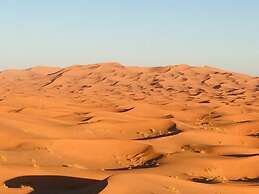 Sahara Sabaku Tour Camp