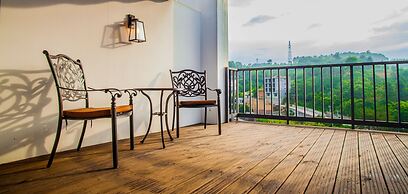 Courtyard Hotel – Li River Branch