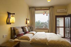 Snow Lion Riverside Resort