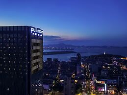 Pullman Yantai Center