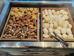 Pullman Yantai Center