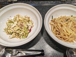 Pullman Yantai Center