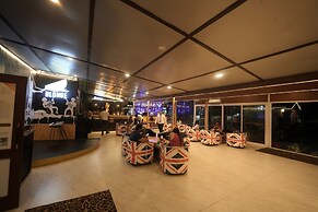 D'Polo Club & Spa Resort