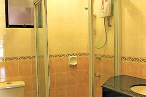 1st Choice Vacation Apartments at Marina Court Resort Resort