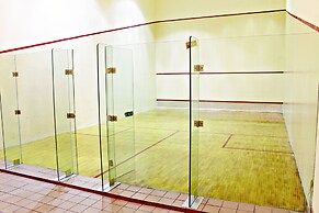 1st Choice Vacation Apartments at Marina Court Resort Resort