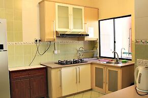 1st Choice Vacation Apartments at Marina Court Resort Resort