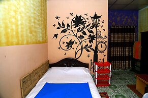 Green Leaf Guest House