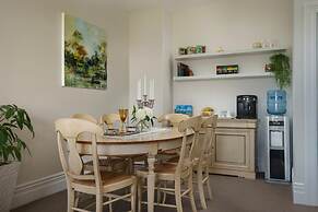 Andelin Guest House