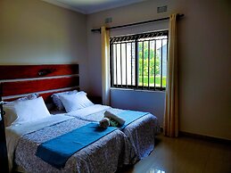 Sweet Retreat Lusaka with Backup Power