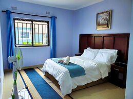 Sweet Retreat Lusaka with Backup Power