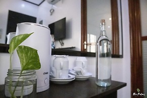 The Palms Resort & Bar