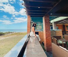 The Palms Resort & Bar