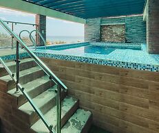 The Palms Resort & Bar