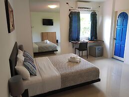 D' Gecko Hotel