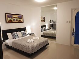 D' Gecko Hotel