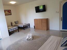 D' Gecko Hotel
