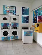 Aini's Guest House In Vista Amani Condo