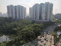 Aini's Guest House In Vista Amani Condo