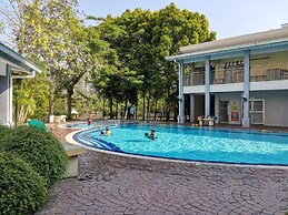 Aini's Guest House In Vista Amani Condo