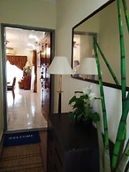 Aini's Guest House In Vista Amani Condo