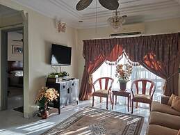 Aini's Guest House In Vista Amani Condo